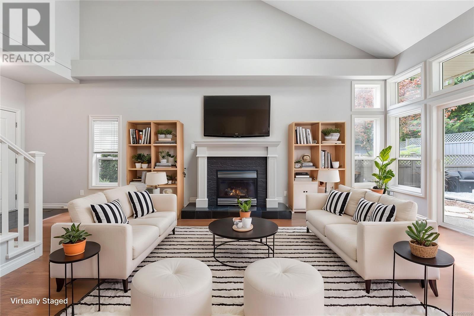 6195 KENNING PL