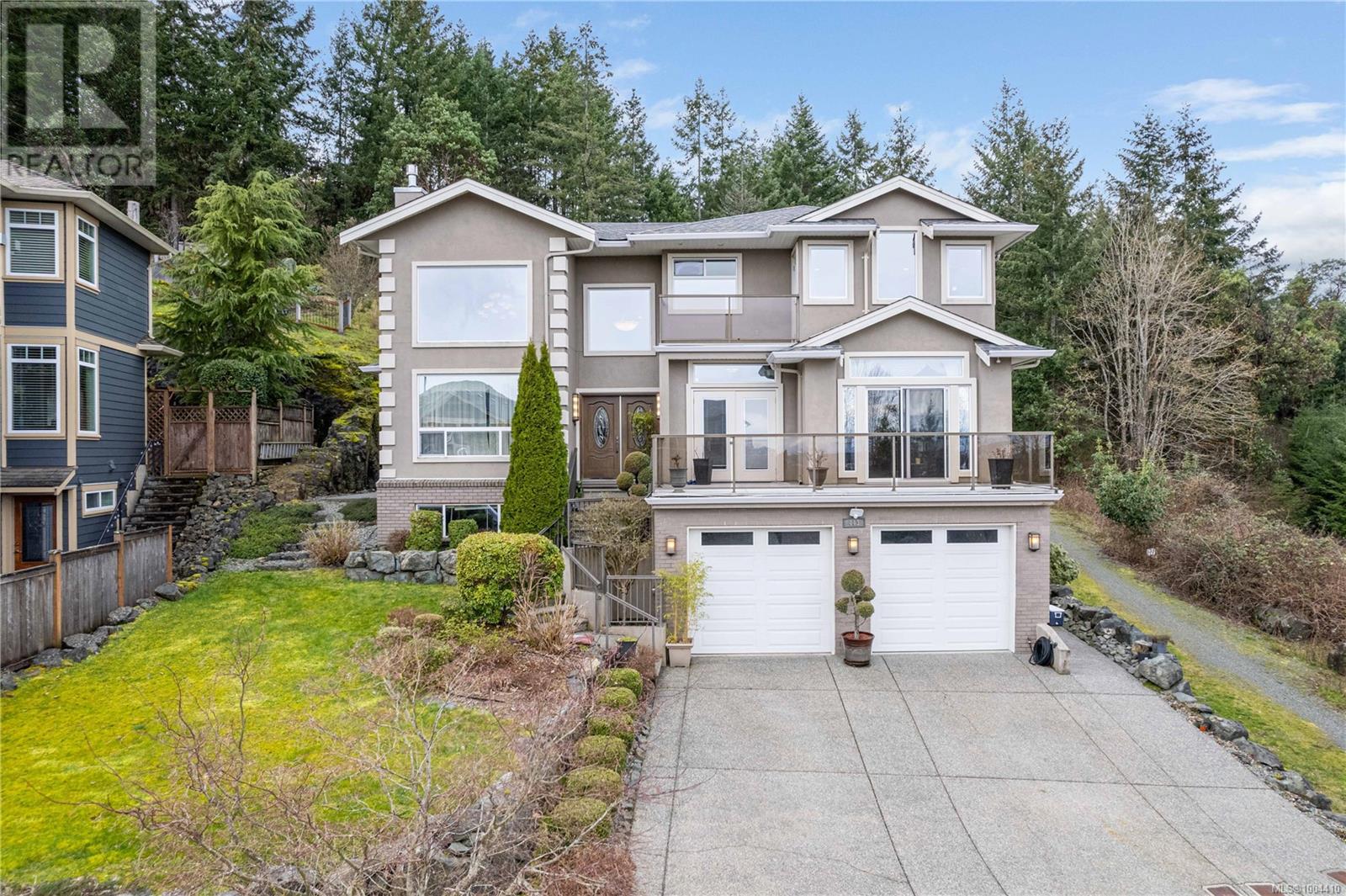 443 MONTCLAIR DR