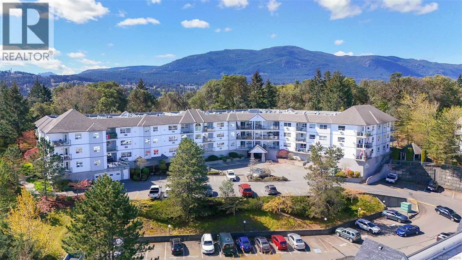 213 1633 DUFFERIN CRES