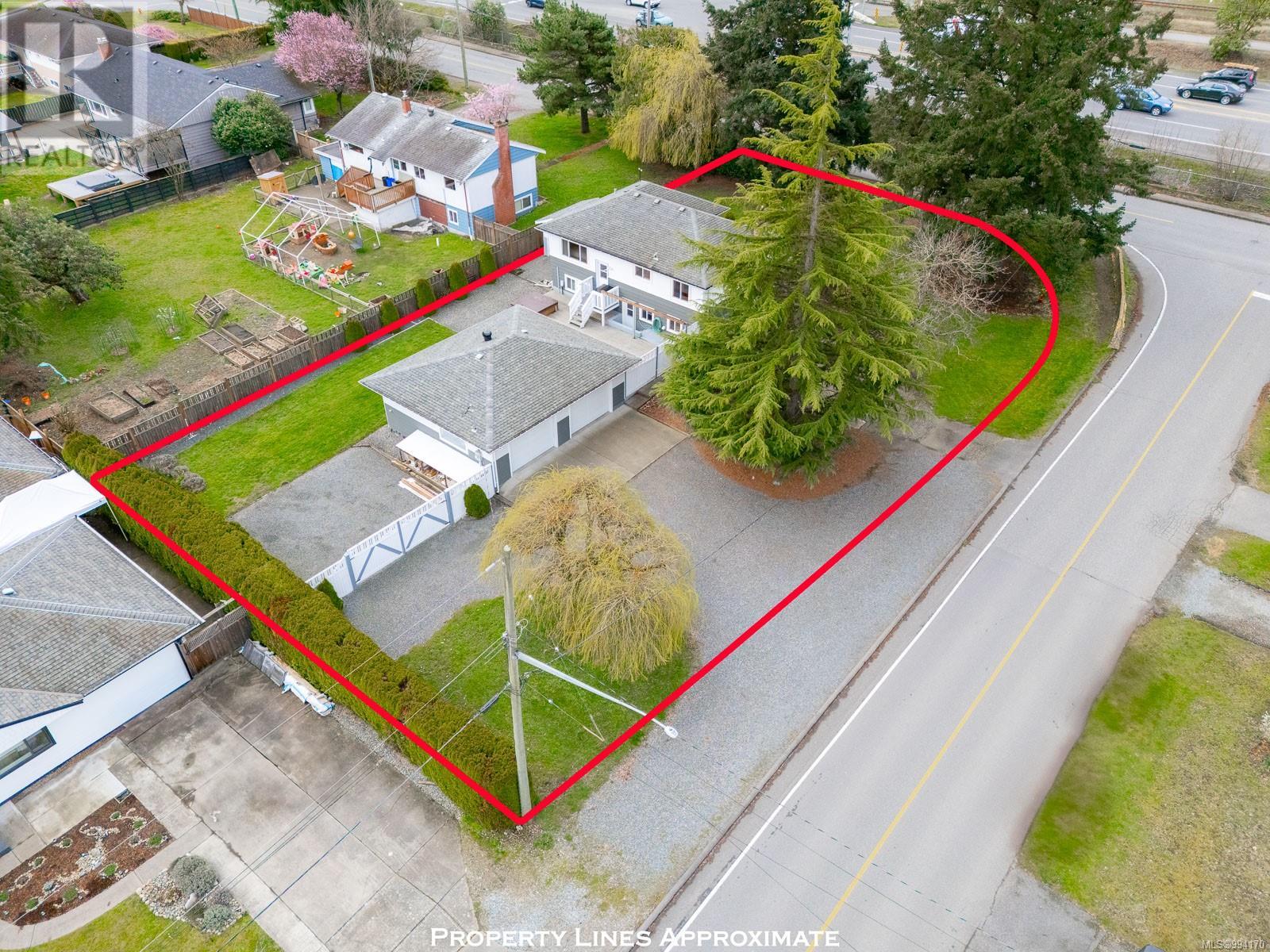 2240 HIGHLAND BLVD