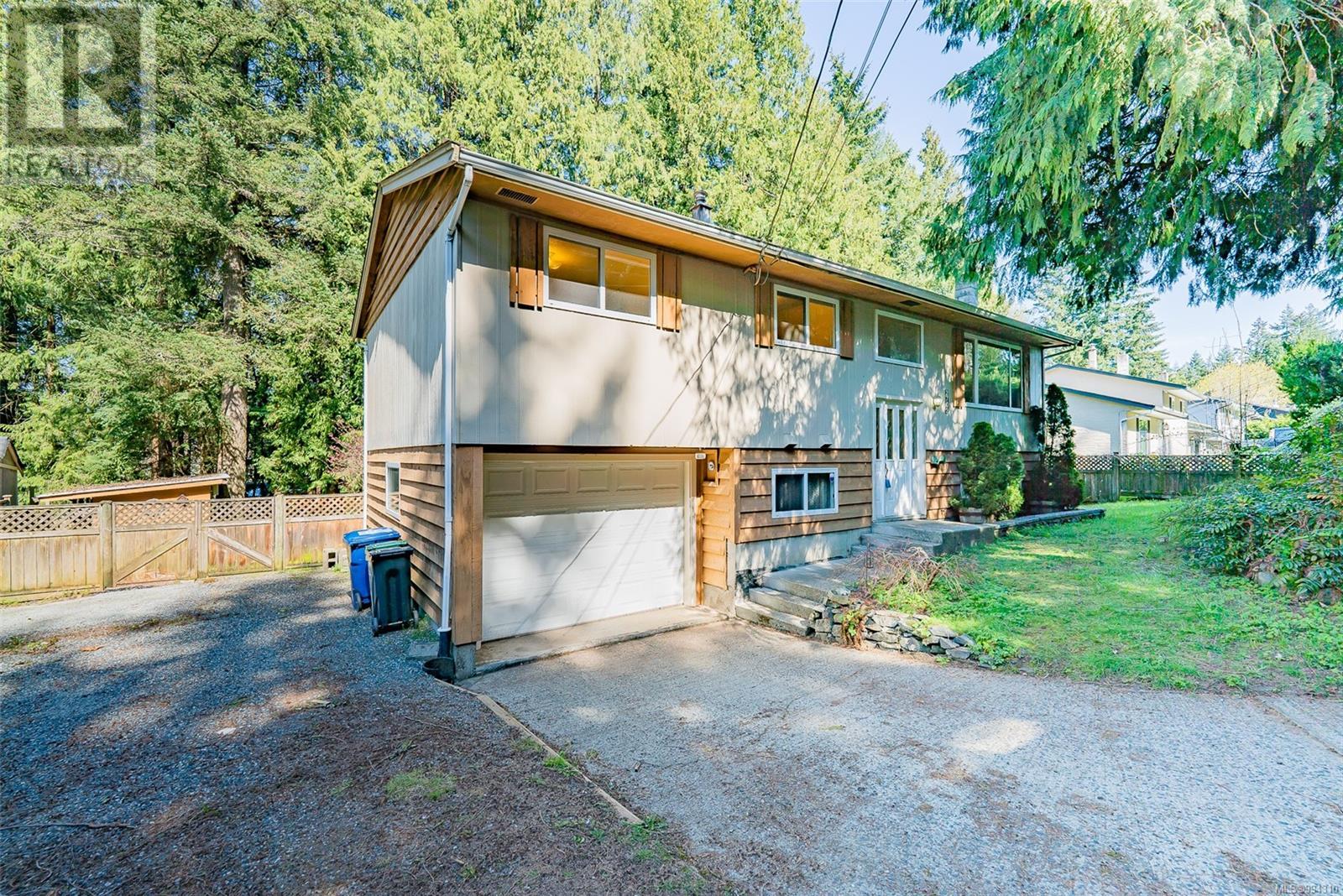 2702 BEAVER CREEK CRES