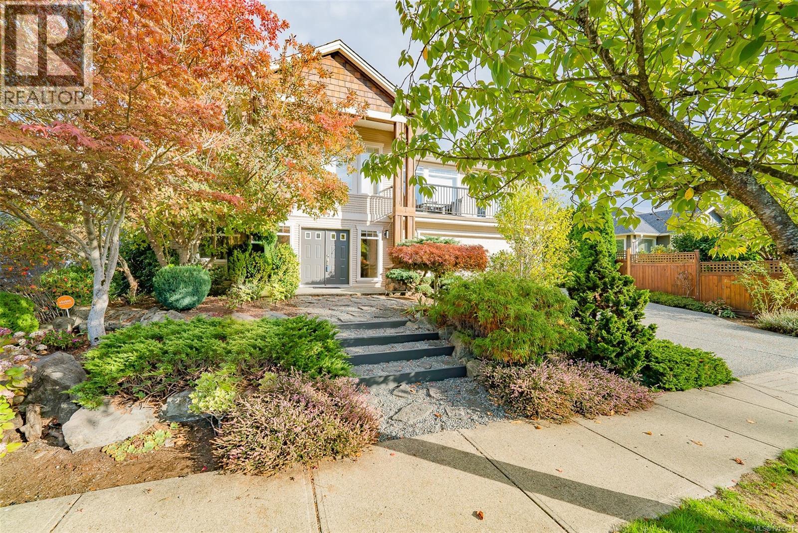 3224 WILLOWMERE CRES