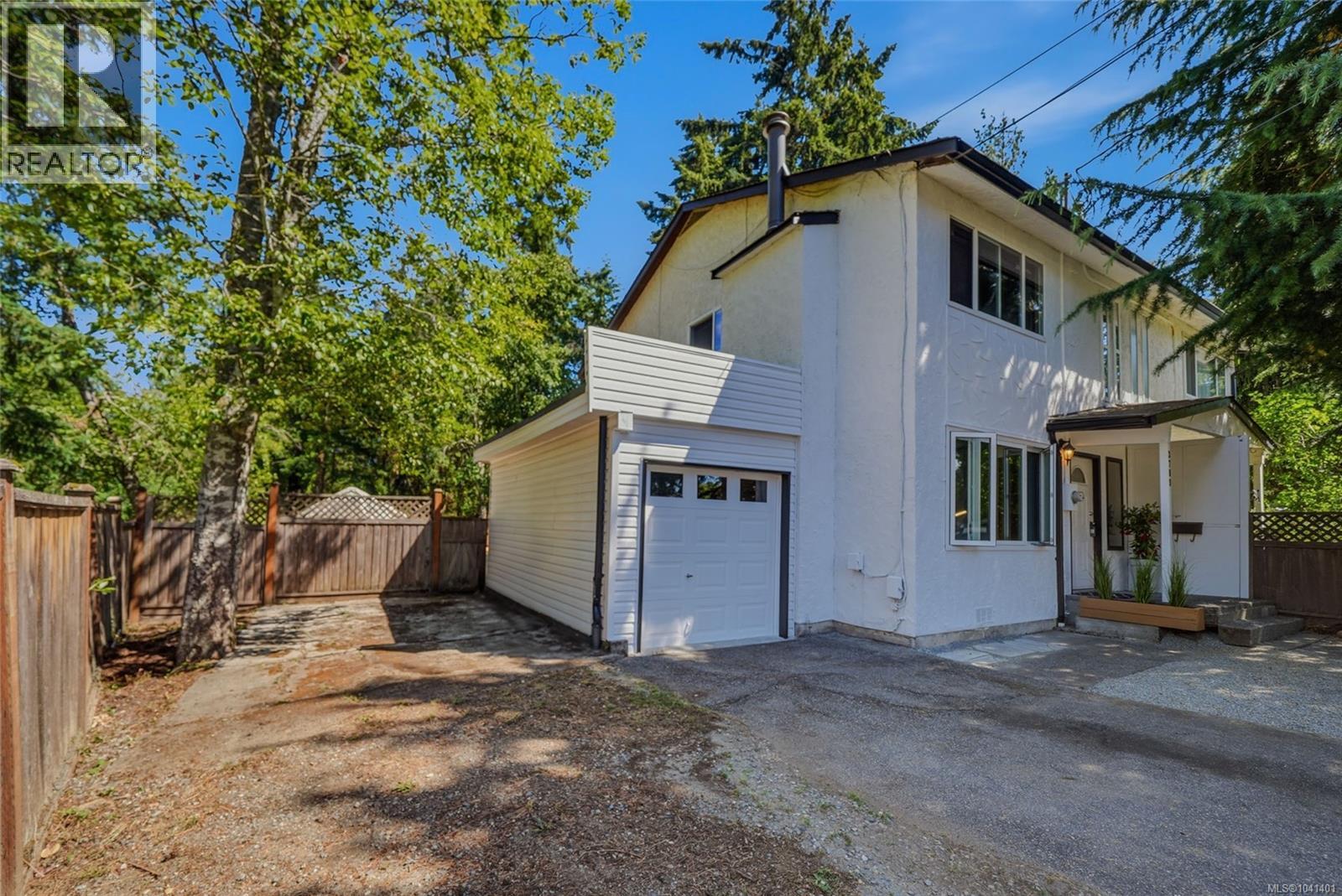 3709 LONG LAKE TERR