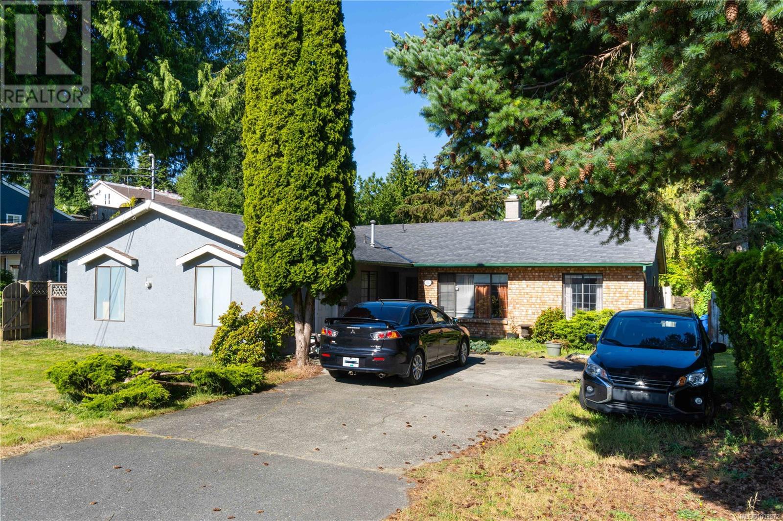 3543 FALCON DR