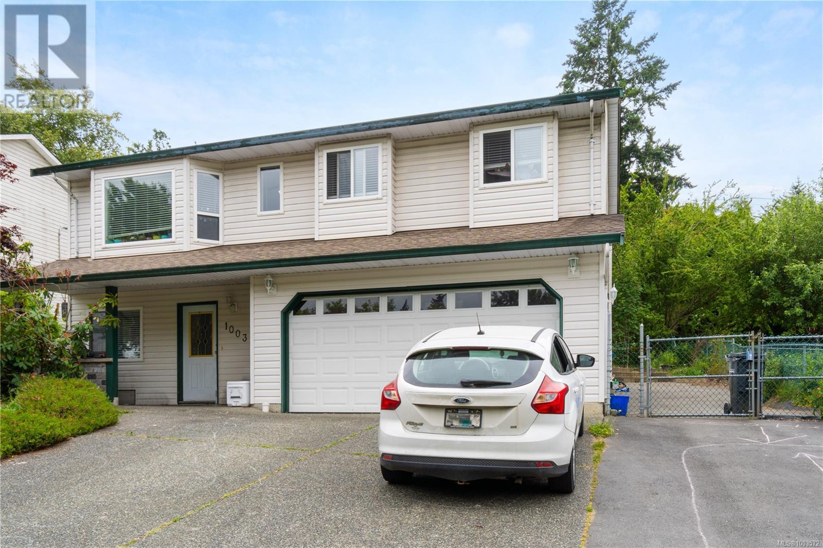1003 BRAMBLEWOOD LANE