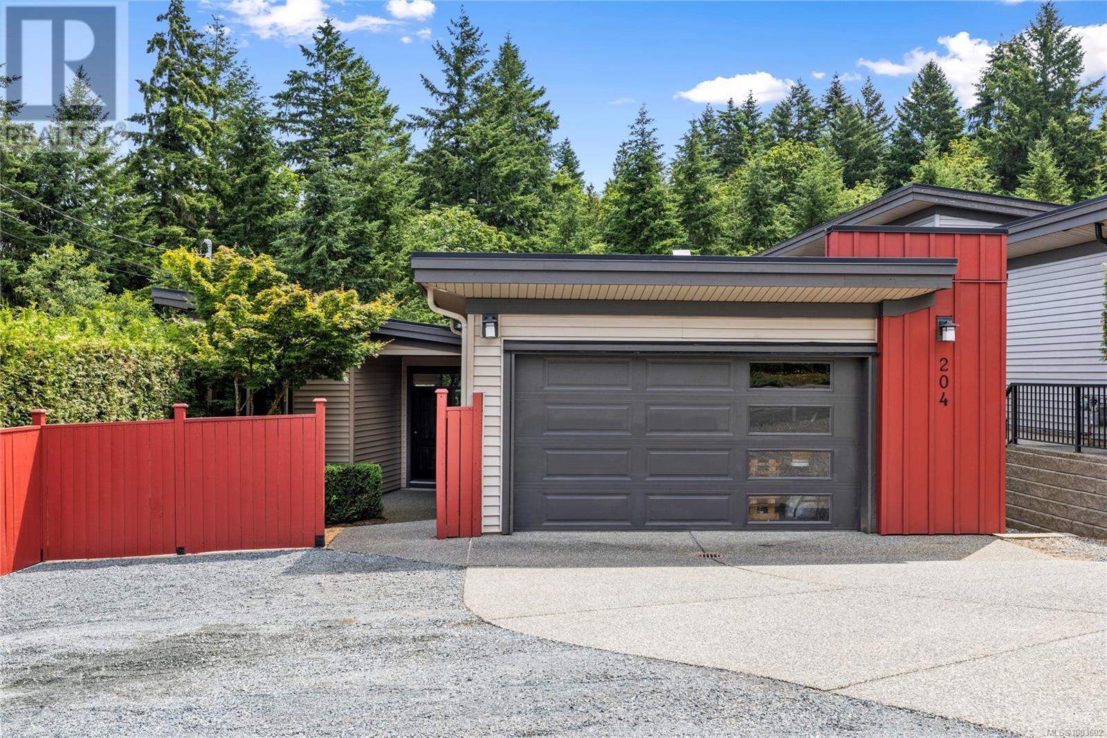 204 WESTWOOD RD