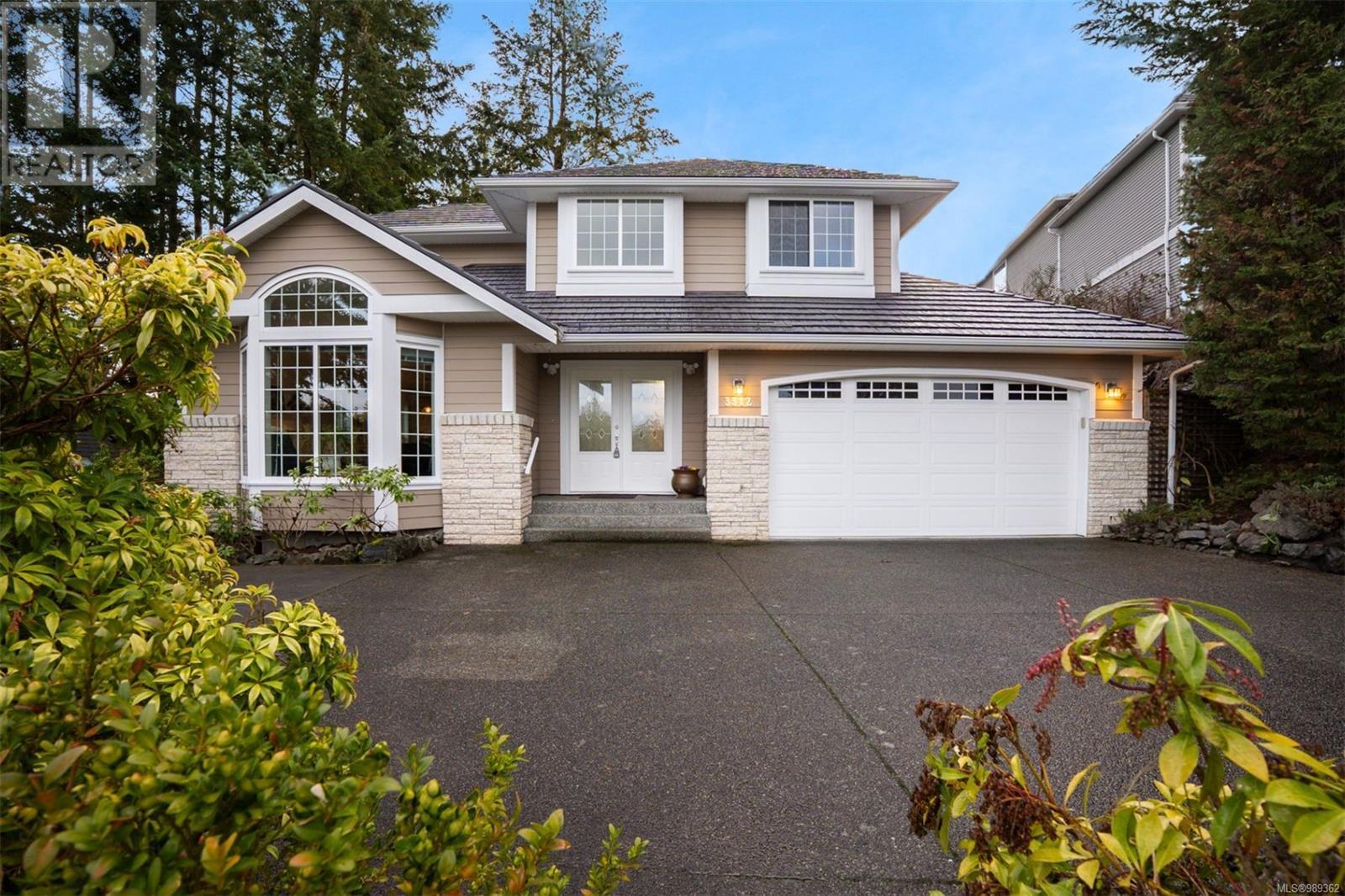 3312 GREYHAWK DR