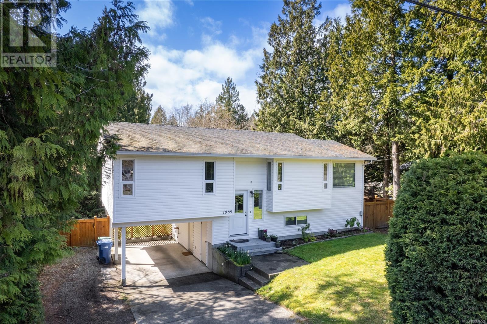 1069 OLD VICTORIA RD
