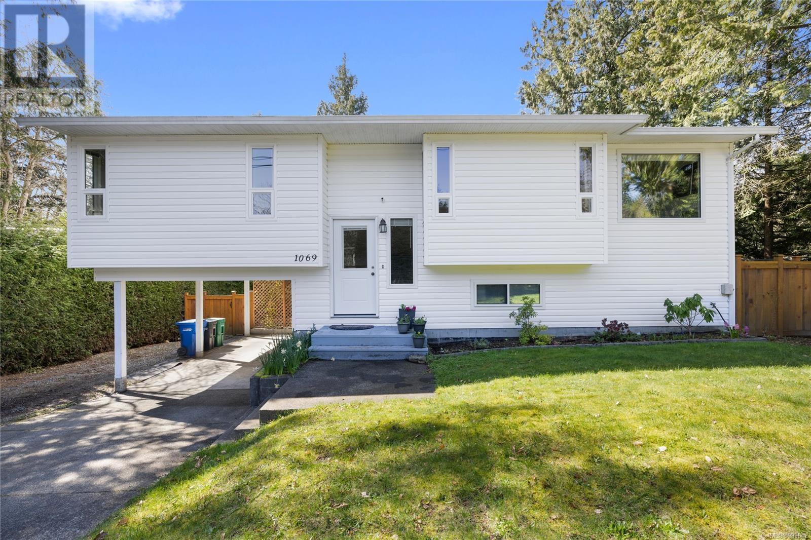 1069 OLD VICTORIA RD