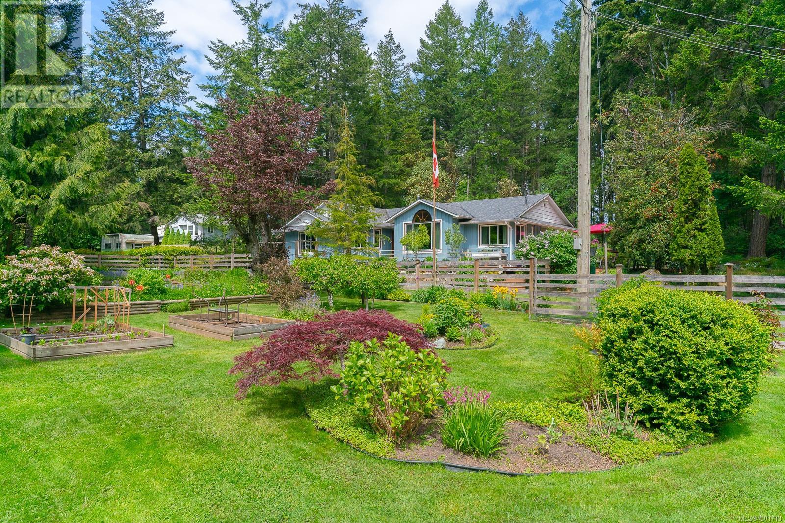2742 CEDAR HEIGHTS CRES