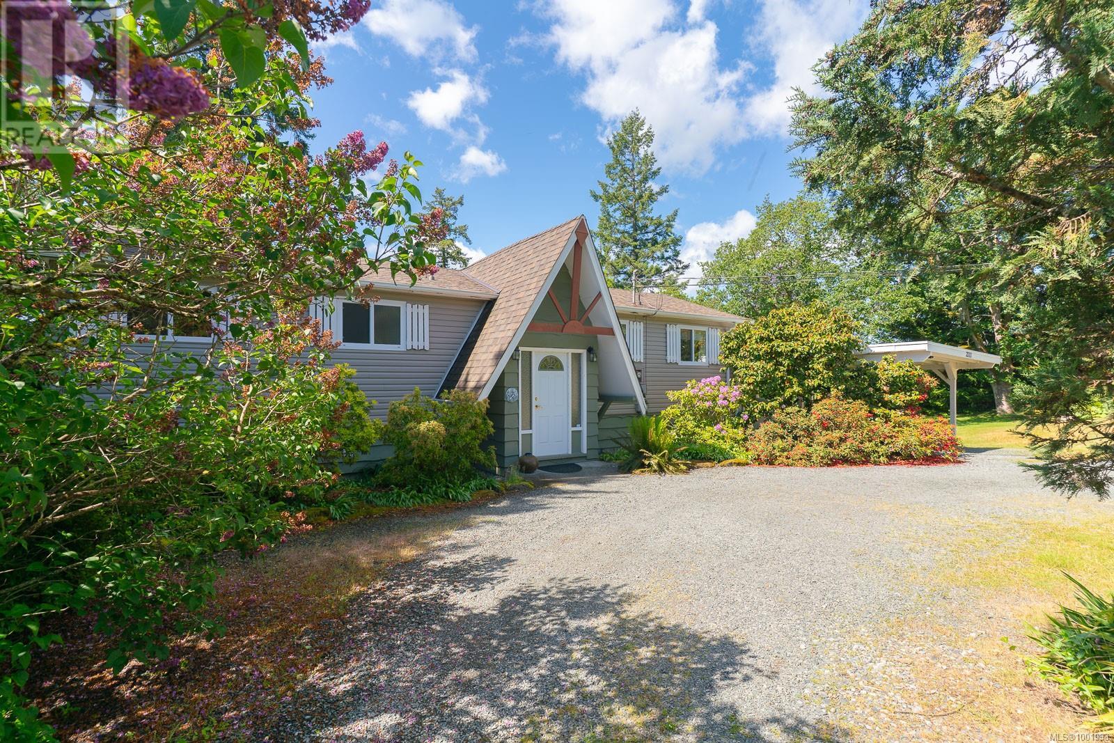 2111 EAST WELLINGTON RD