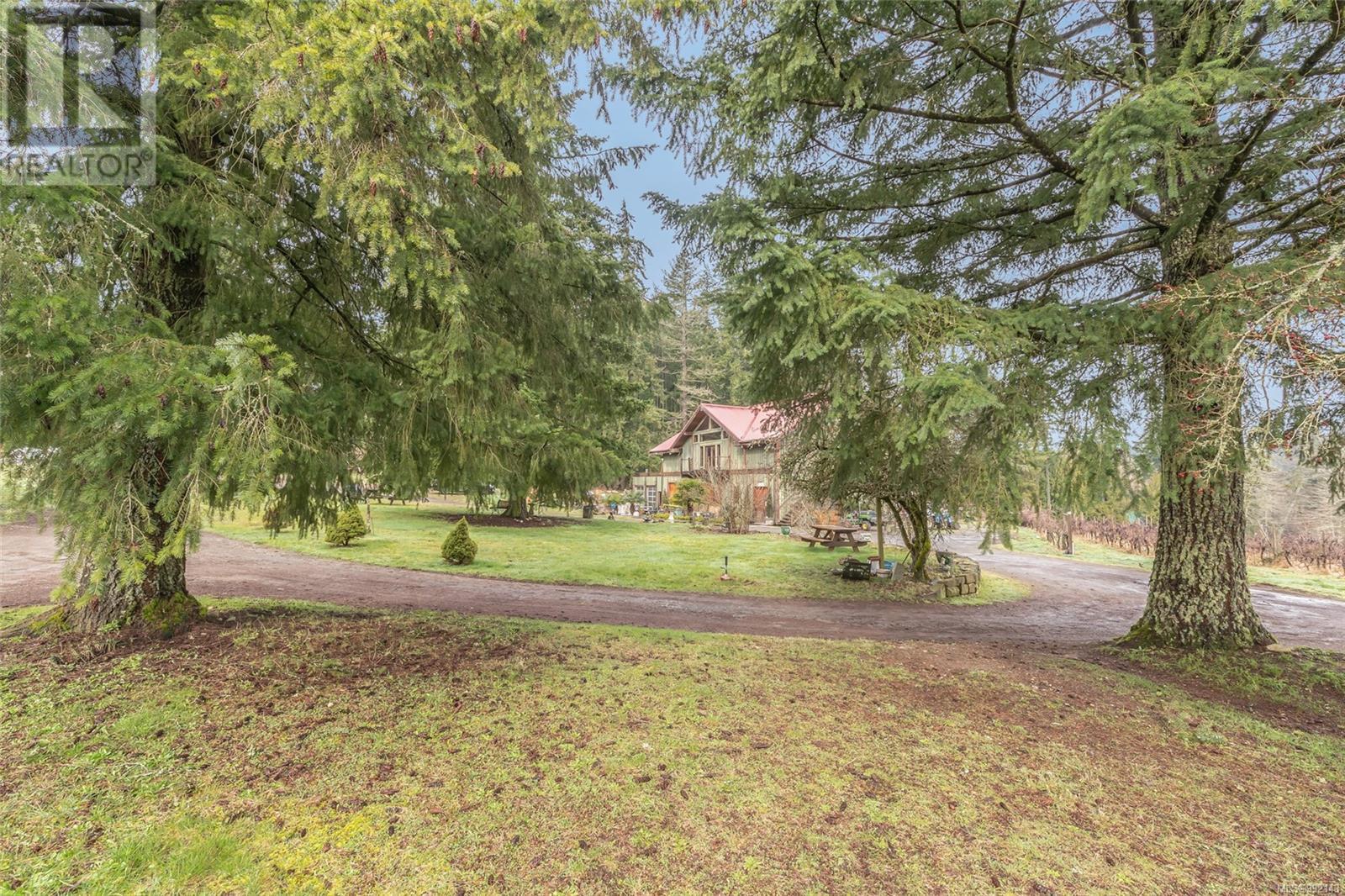 2300 EAST WELLINGTON RD