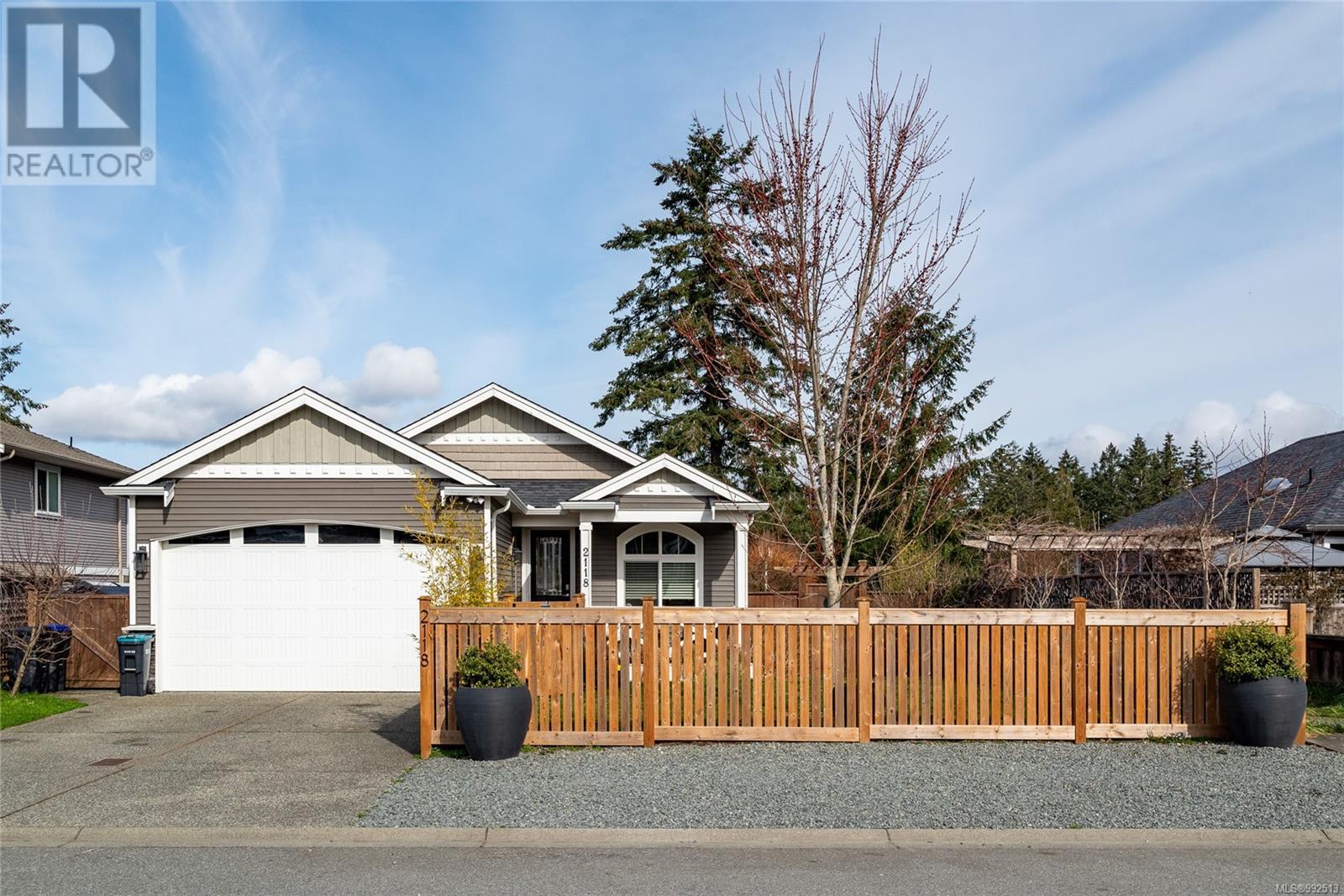 2118 VILLAGE DR