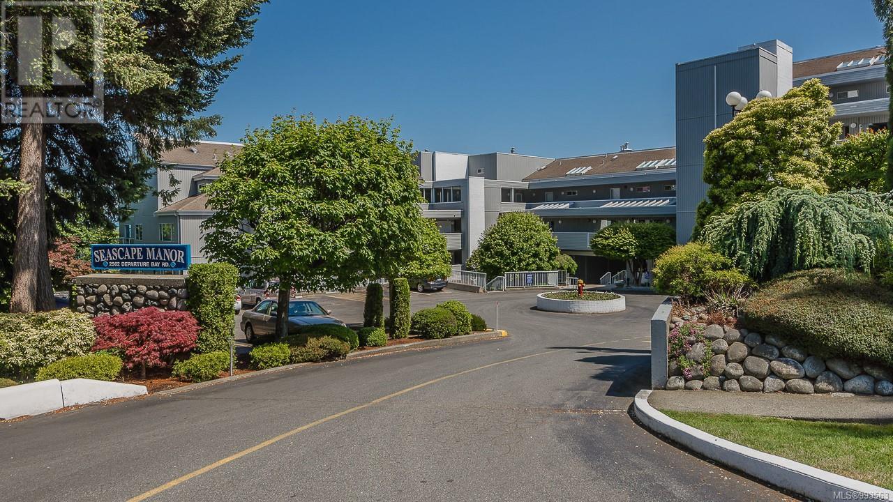 319 2562 DEPARTURE BAY RD