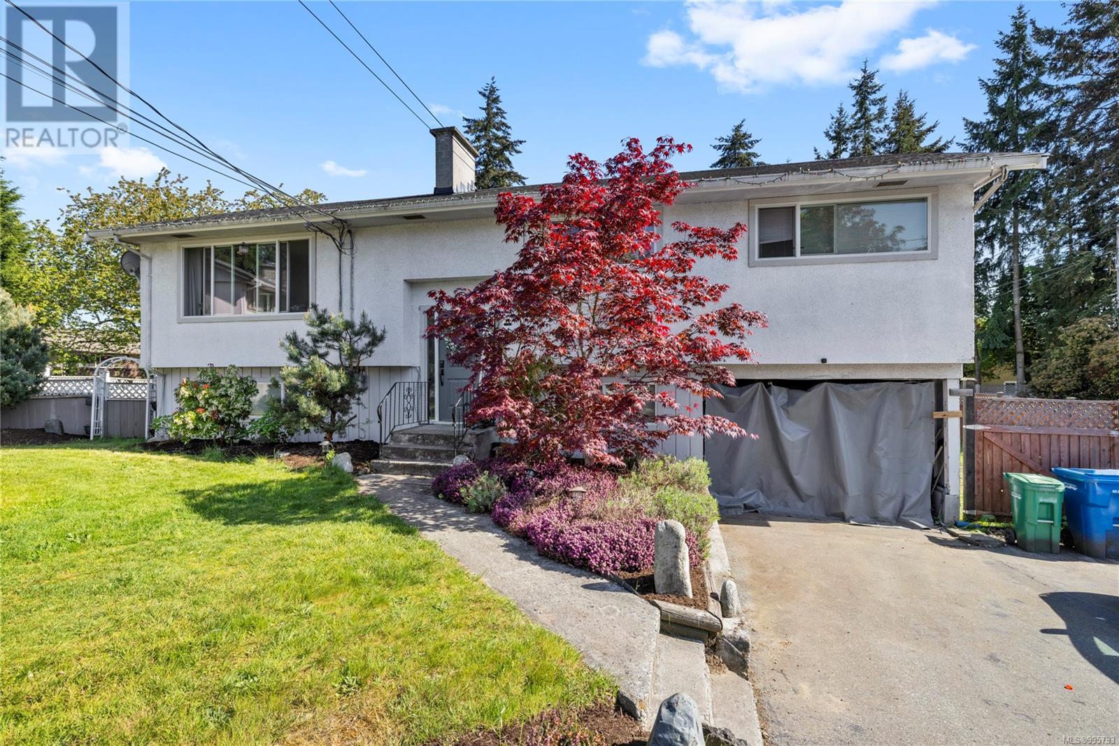 1030 HAWKES TURNAROUND