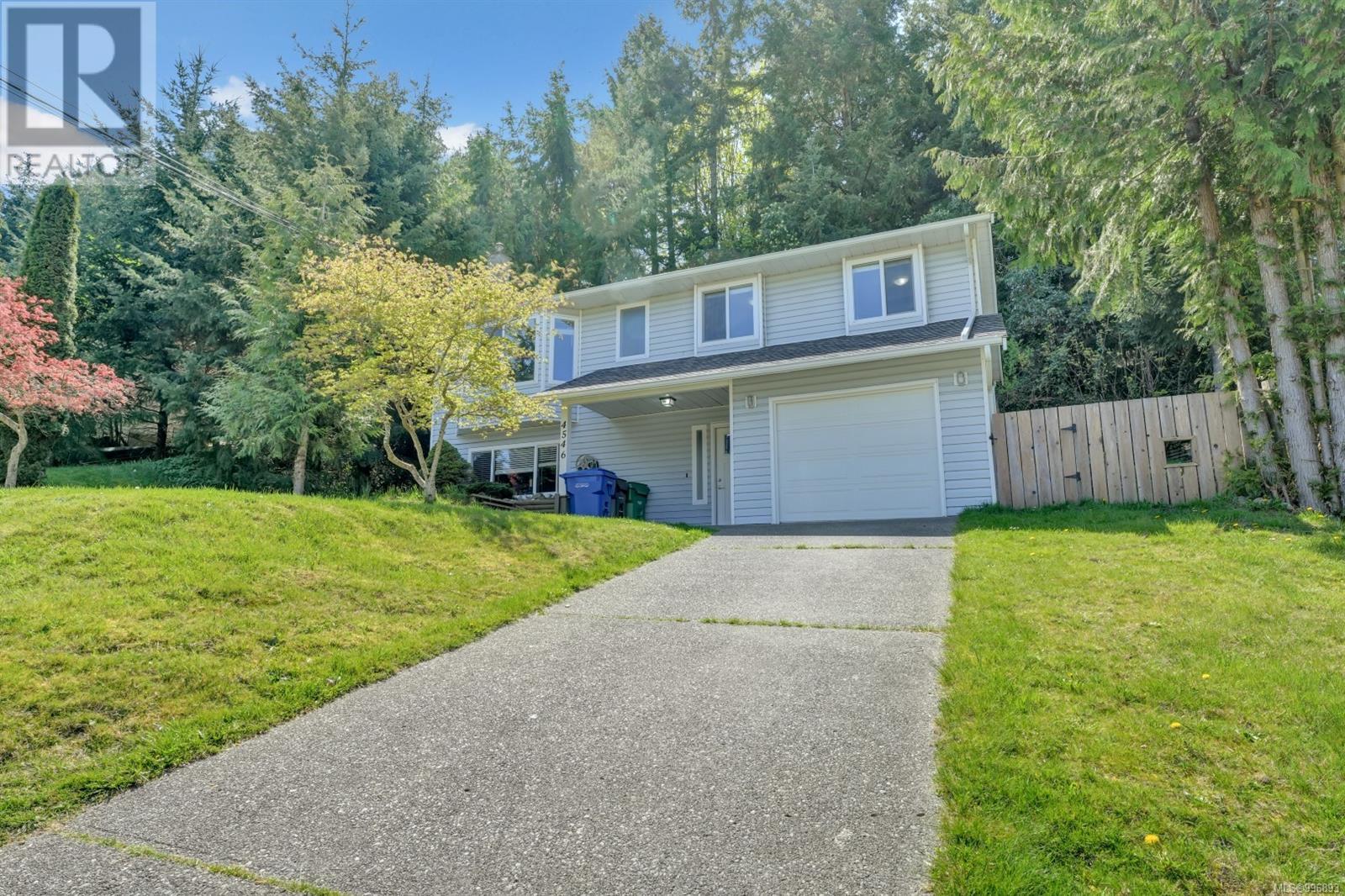4546 WOODWINDS CRES
