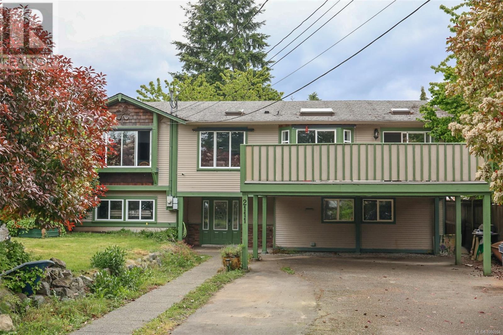 2111 CARMEN RD