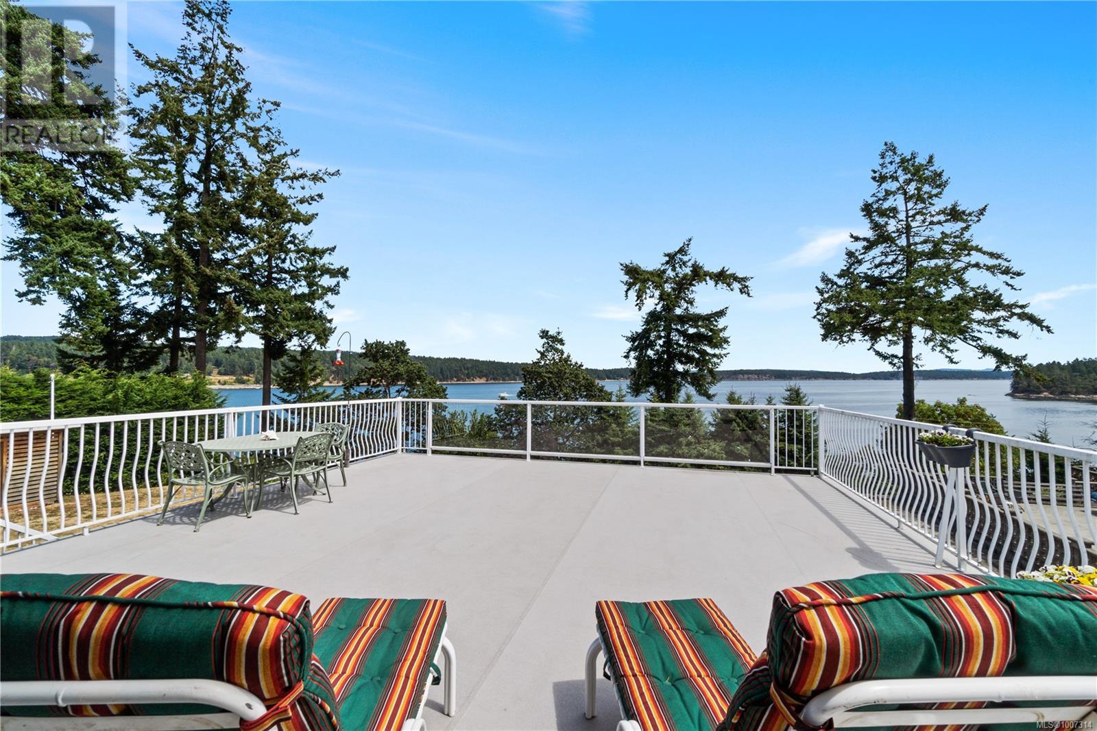 1424 SEASPRAY BLVD