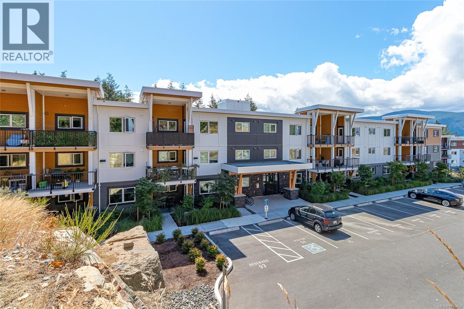 106 4820 CEDAR RIDGE PL N