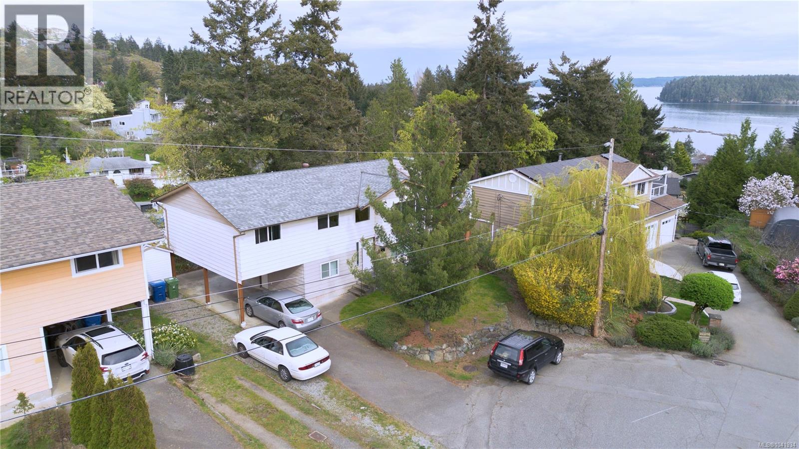 3161 MARION WAY