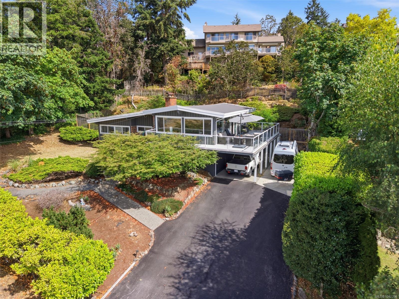 267 NOTTINGHAM DR