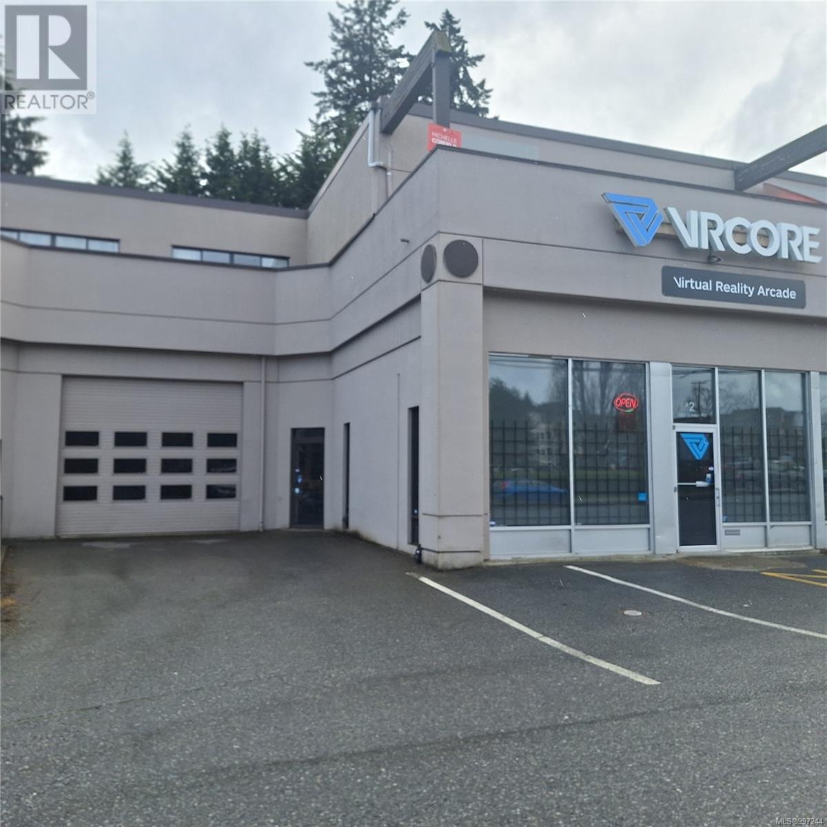 2A 1585 BOWEN RD