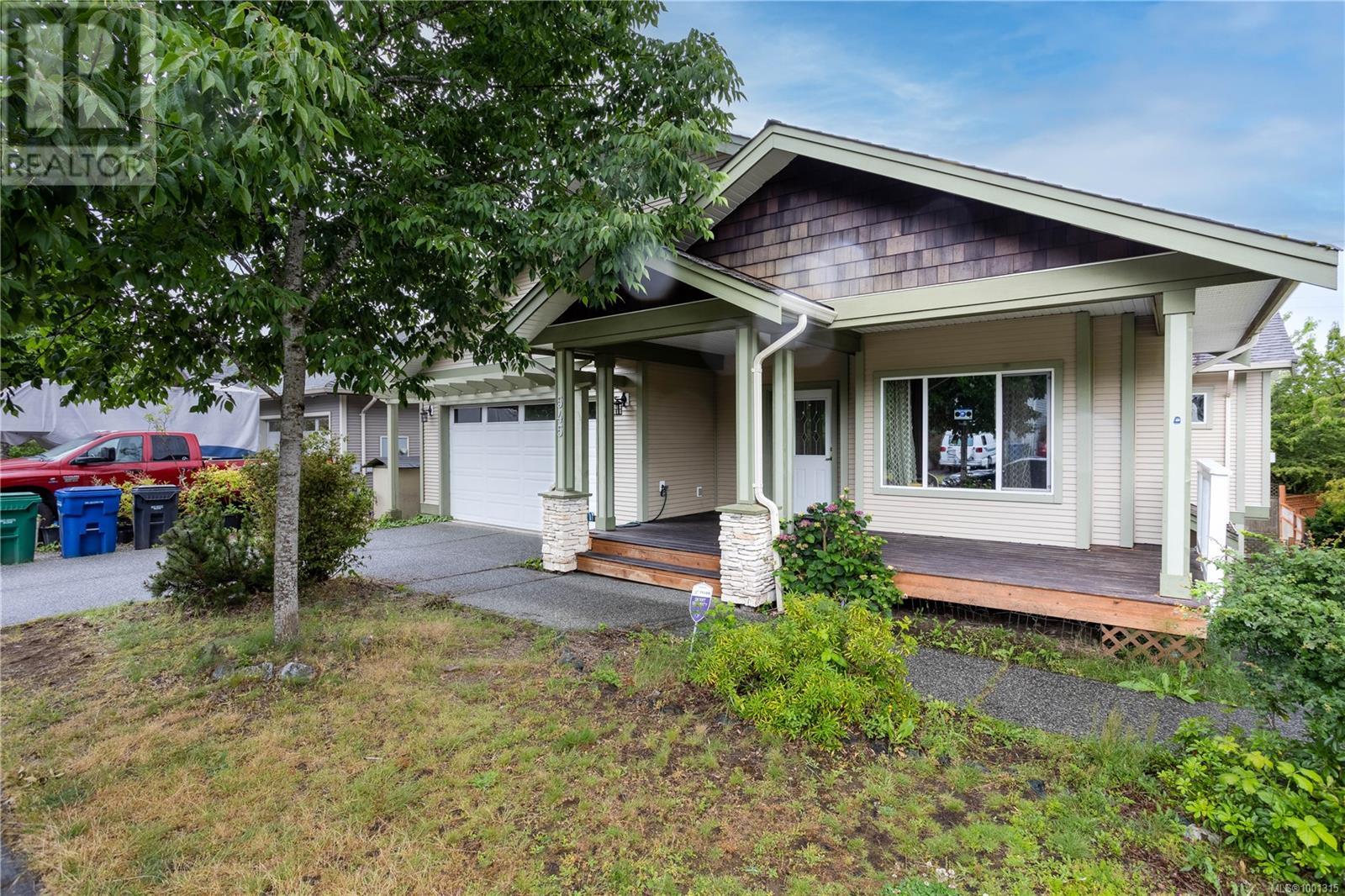 545 POETS TRAIL DR