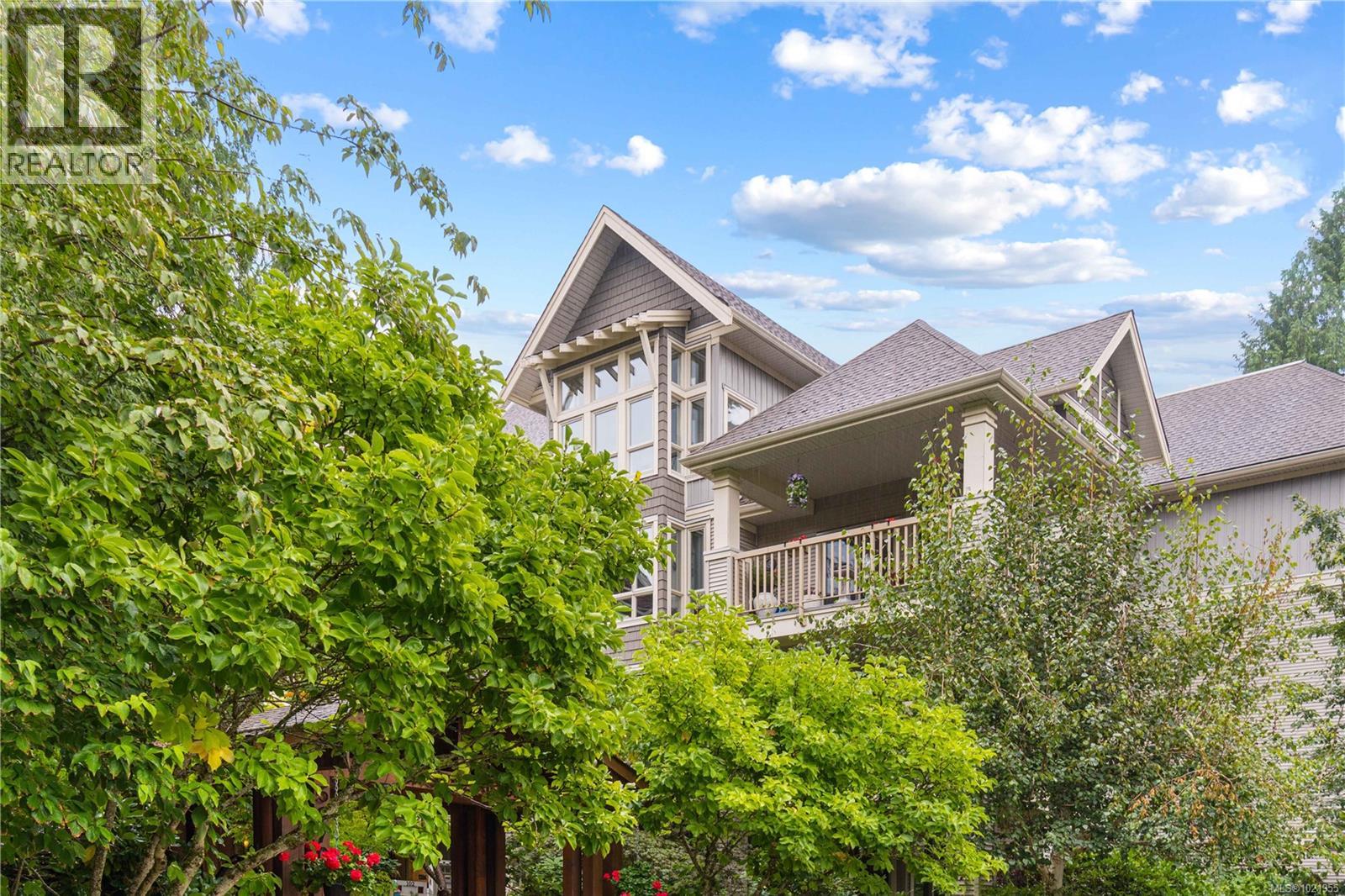 202 5670 EDGEWATER LANE