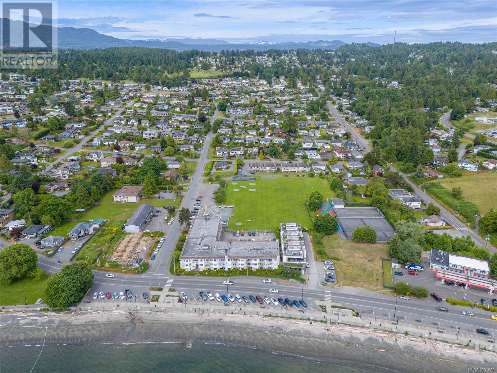 213 2815 DEPARTURE BAY RD