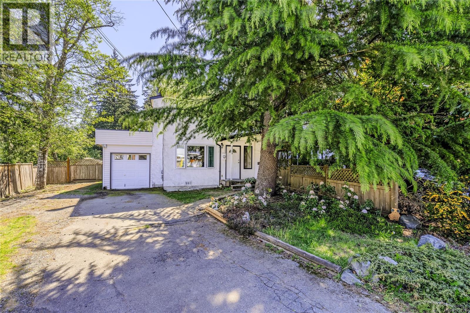 3709 LONG LAKE TERR