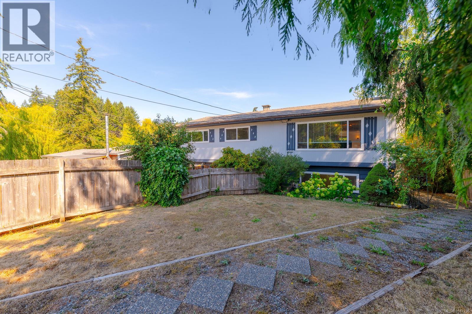 1574 MACMILLAN RD