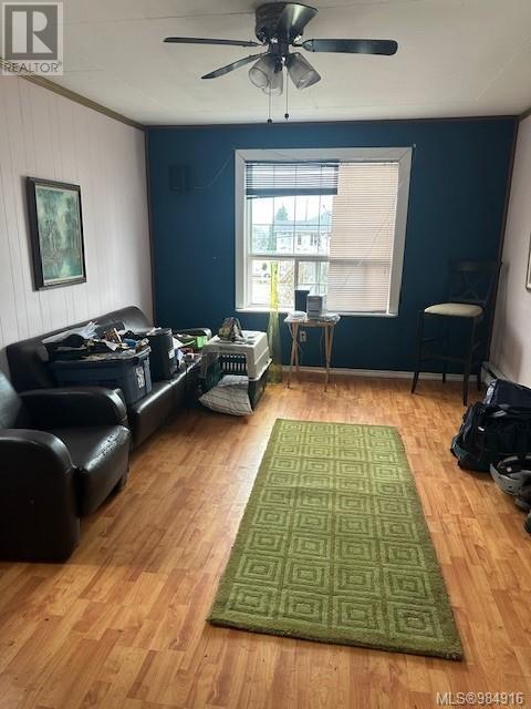608 HAREWOOD RD