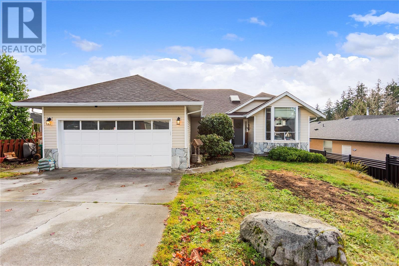 5106 CAROL PL