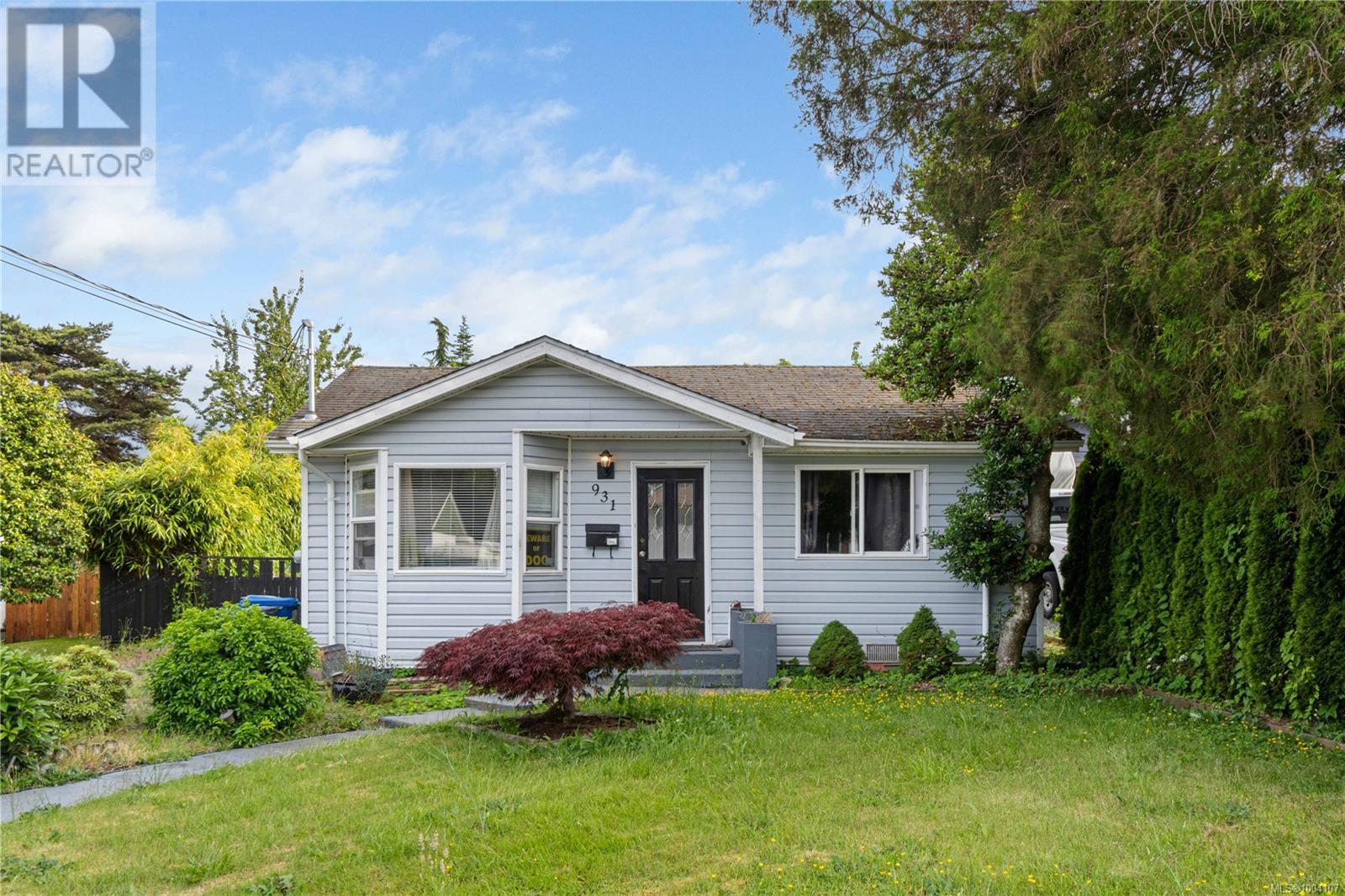 931 DUFFERIN ST