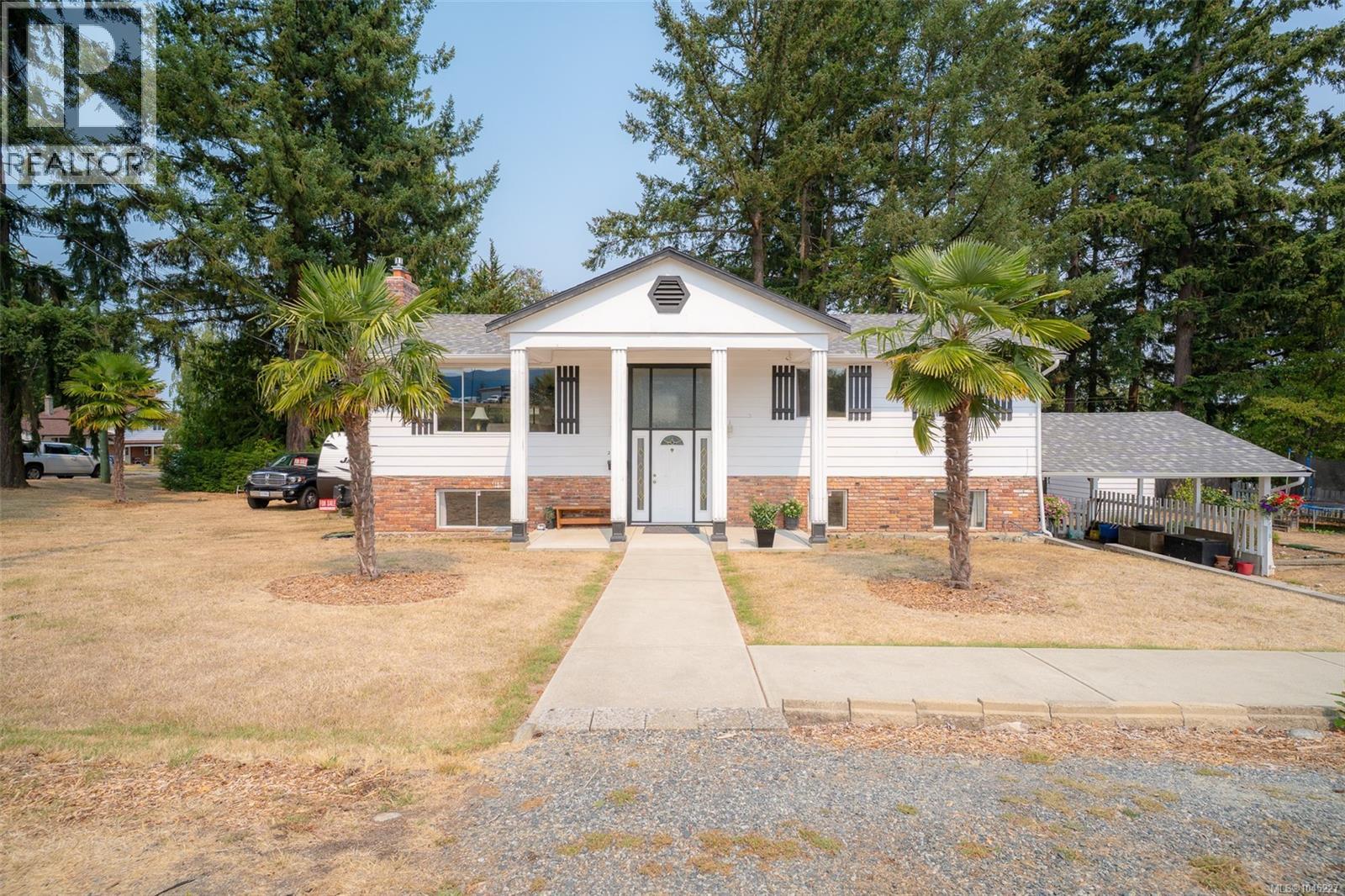 2490 HIGHLAND BLVD