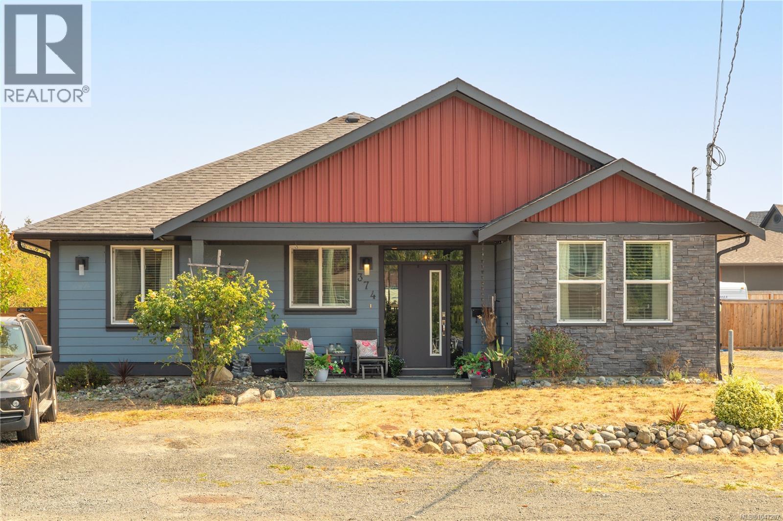 374 SHEPHERD AVE