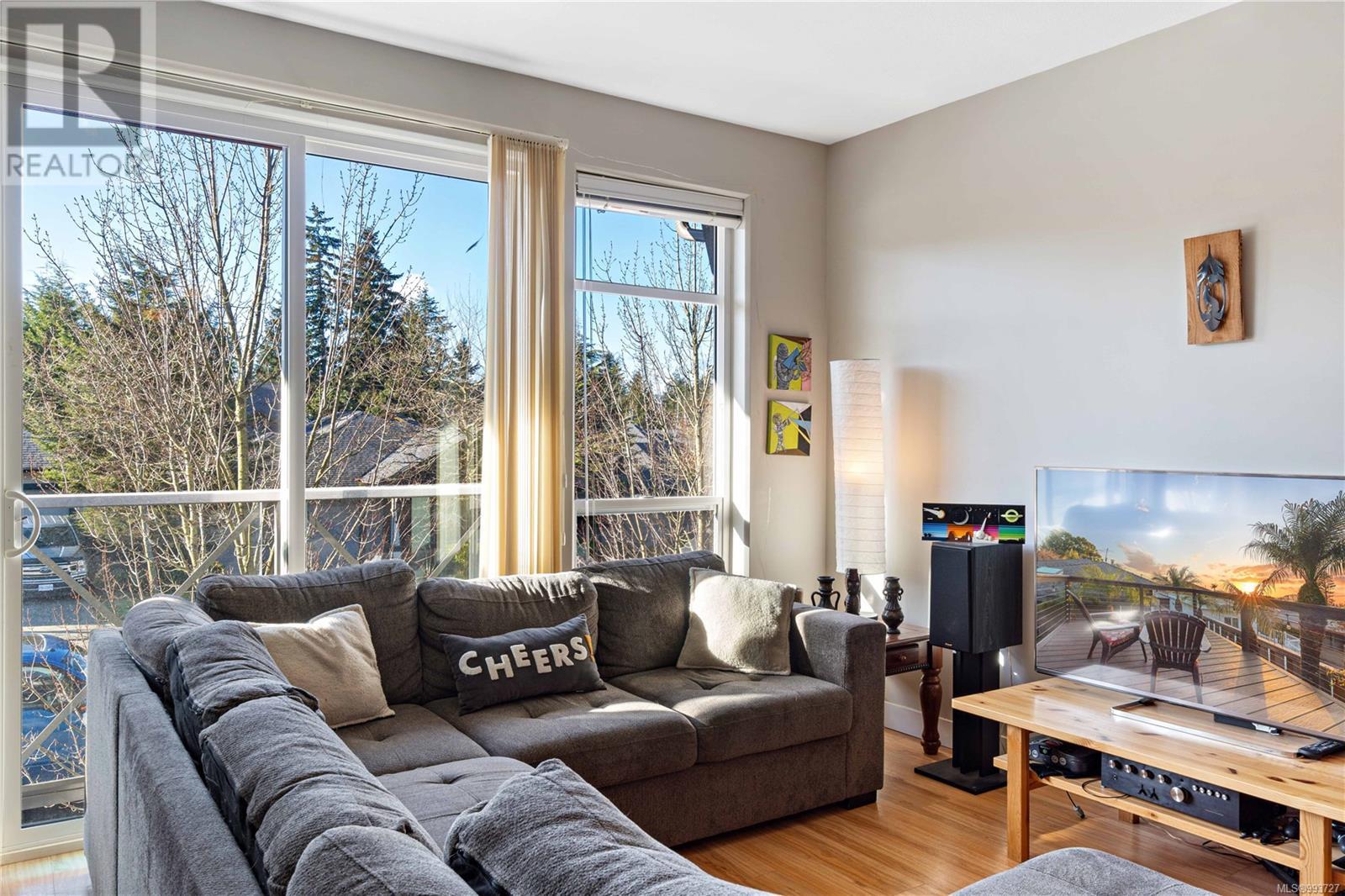 208 5170 DUNSTER RD