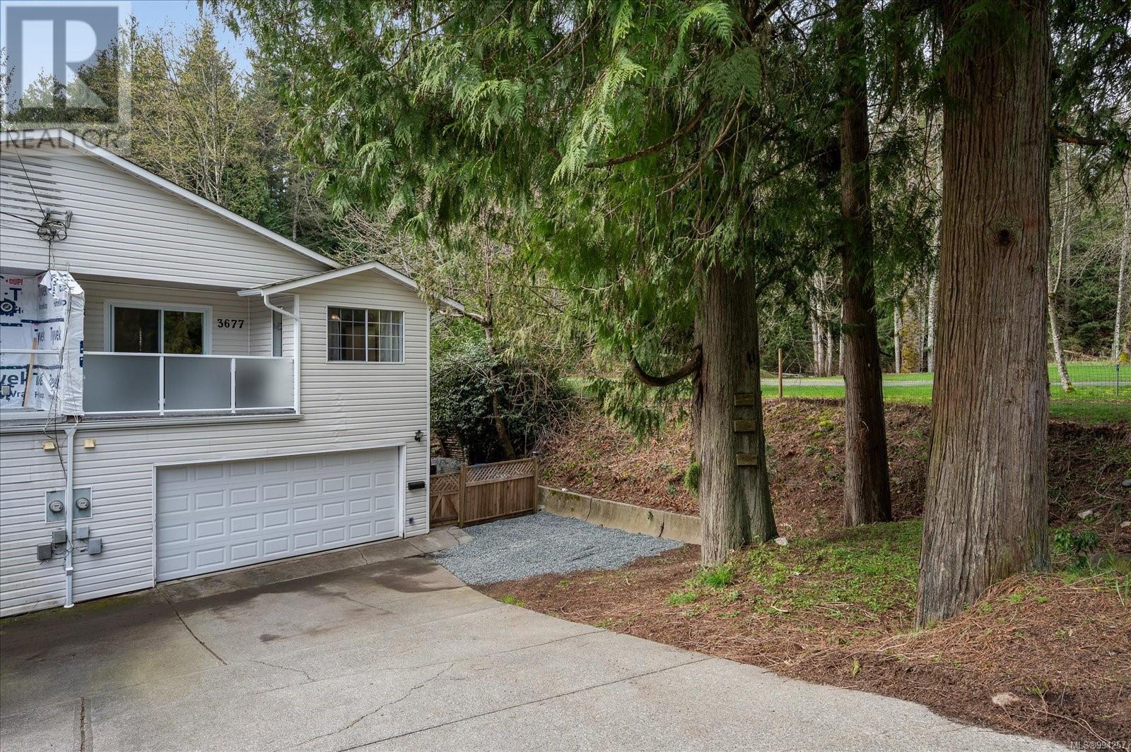 3677 ROSS RD