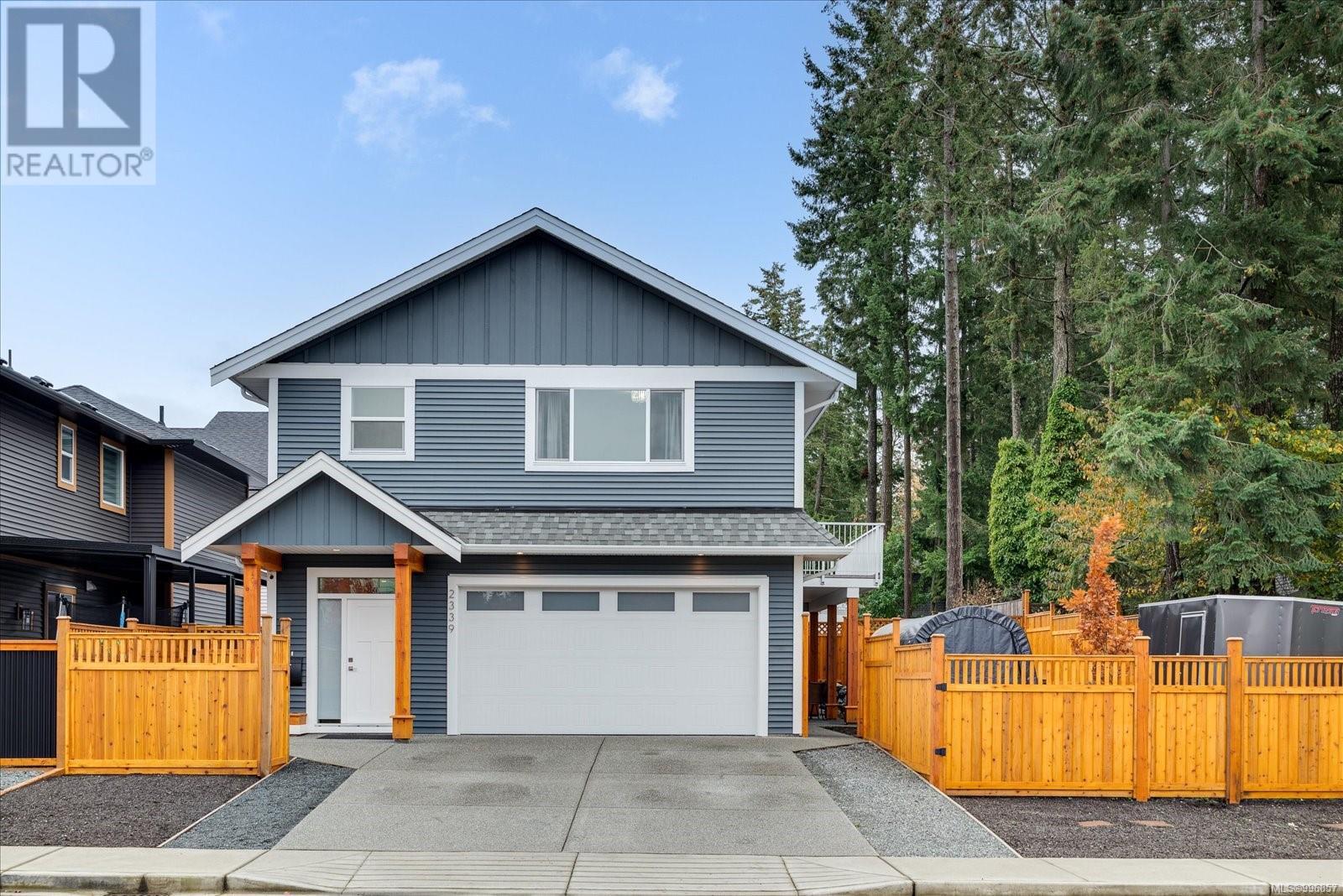 2339 YORK CRES