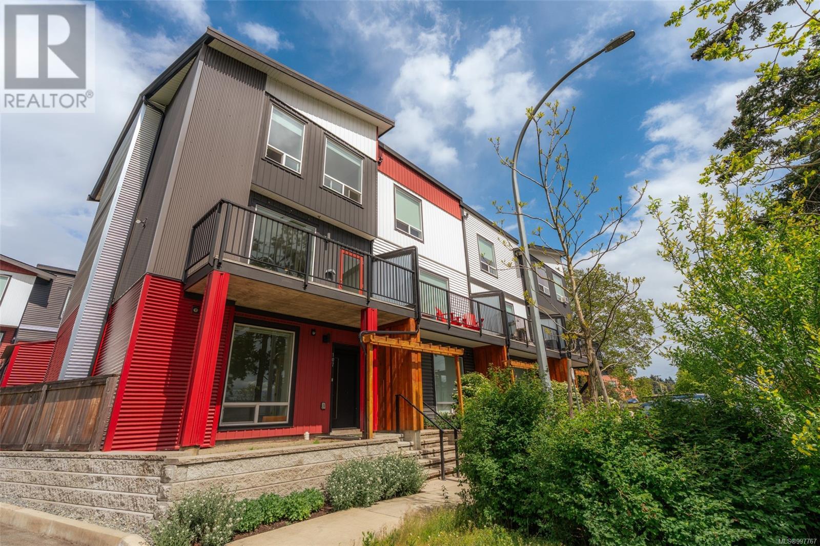 107 1726 KERRISDALE RD
