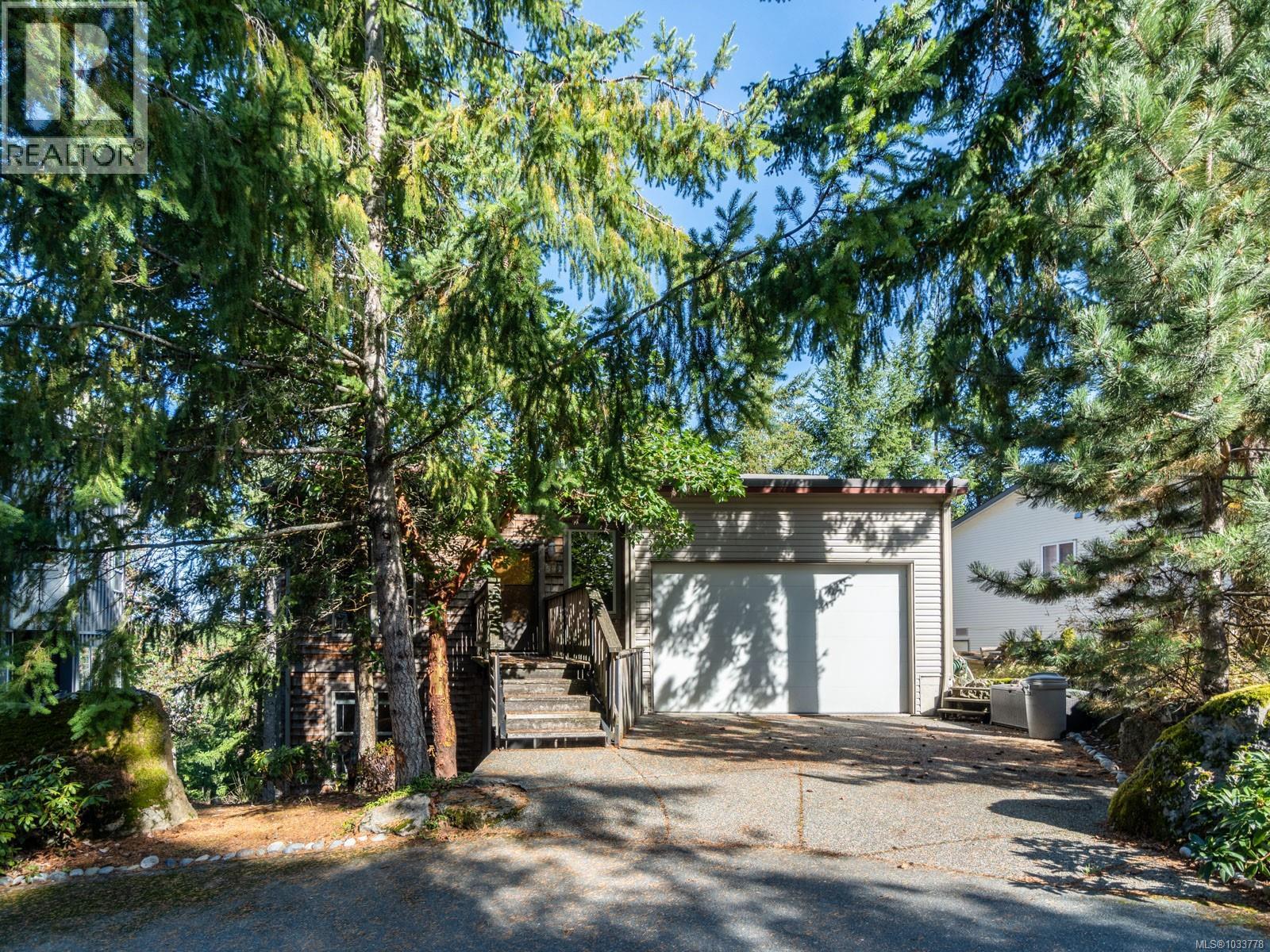 541 CHARFINCH PL