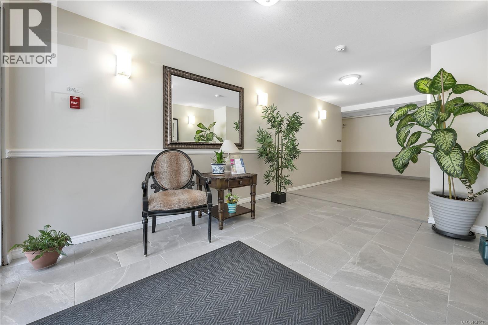 302 1631 DUFFERIN CRES