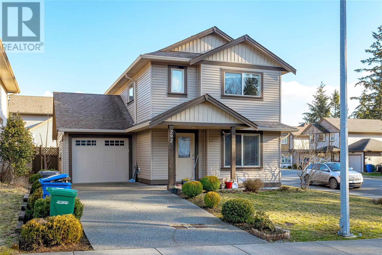 292 APPLEGREEN AVE