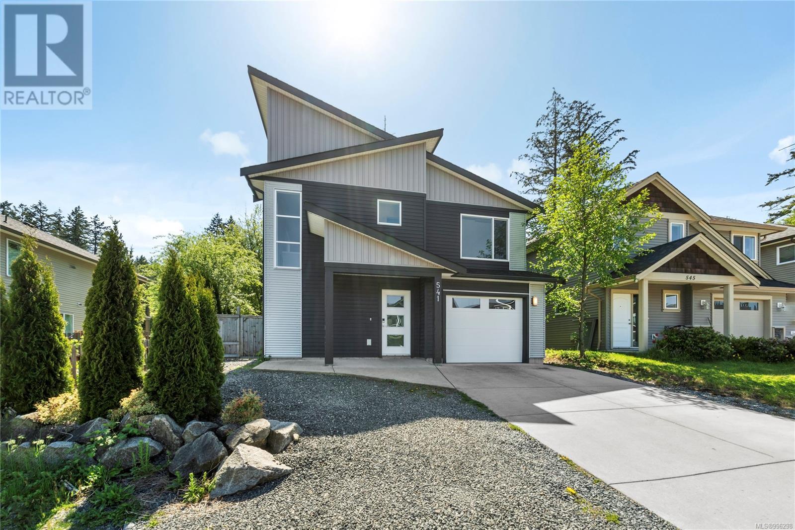 541 MARISA ST