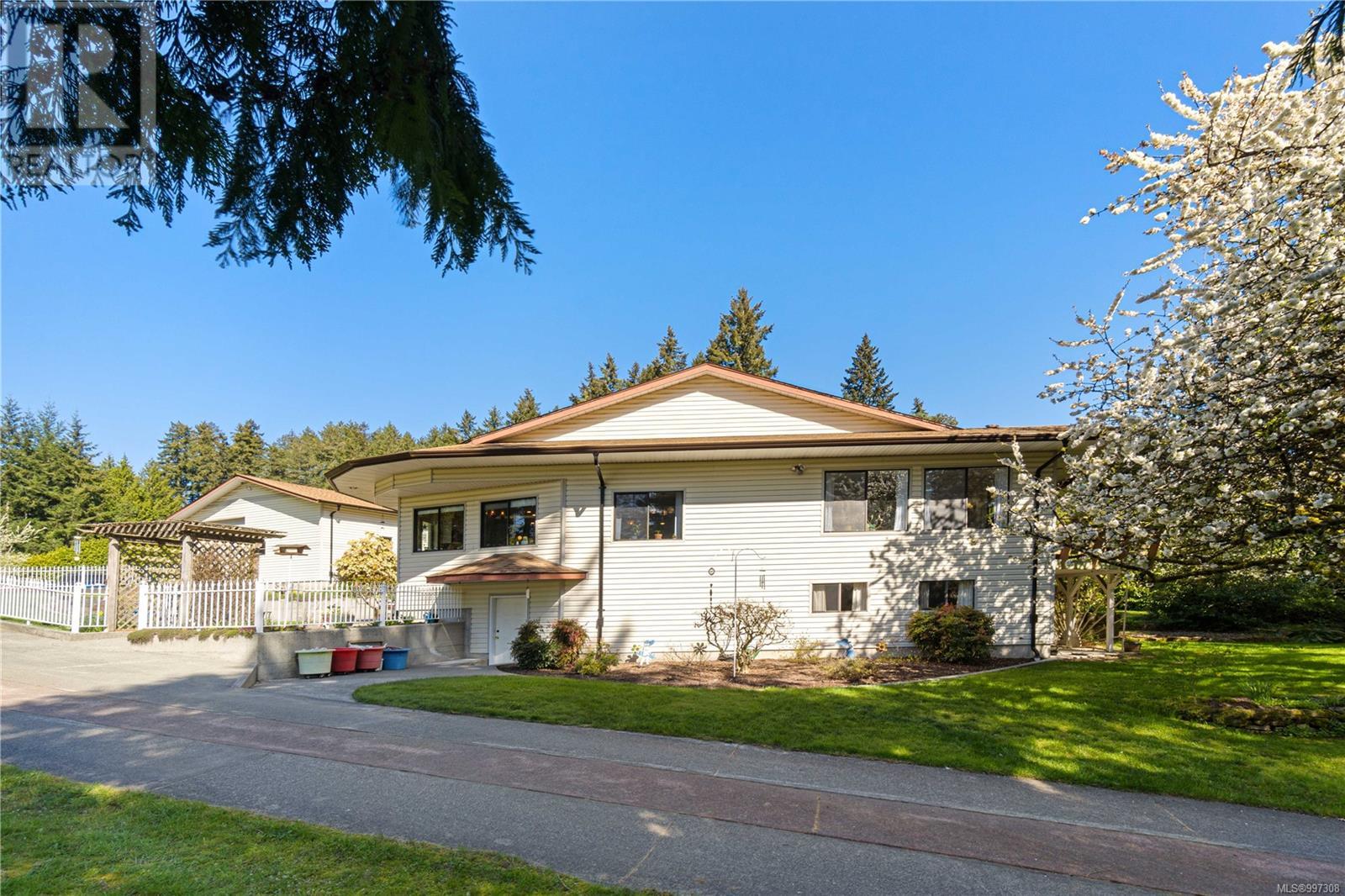 2369 SOUTH WELLINGTON RD