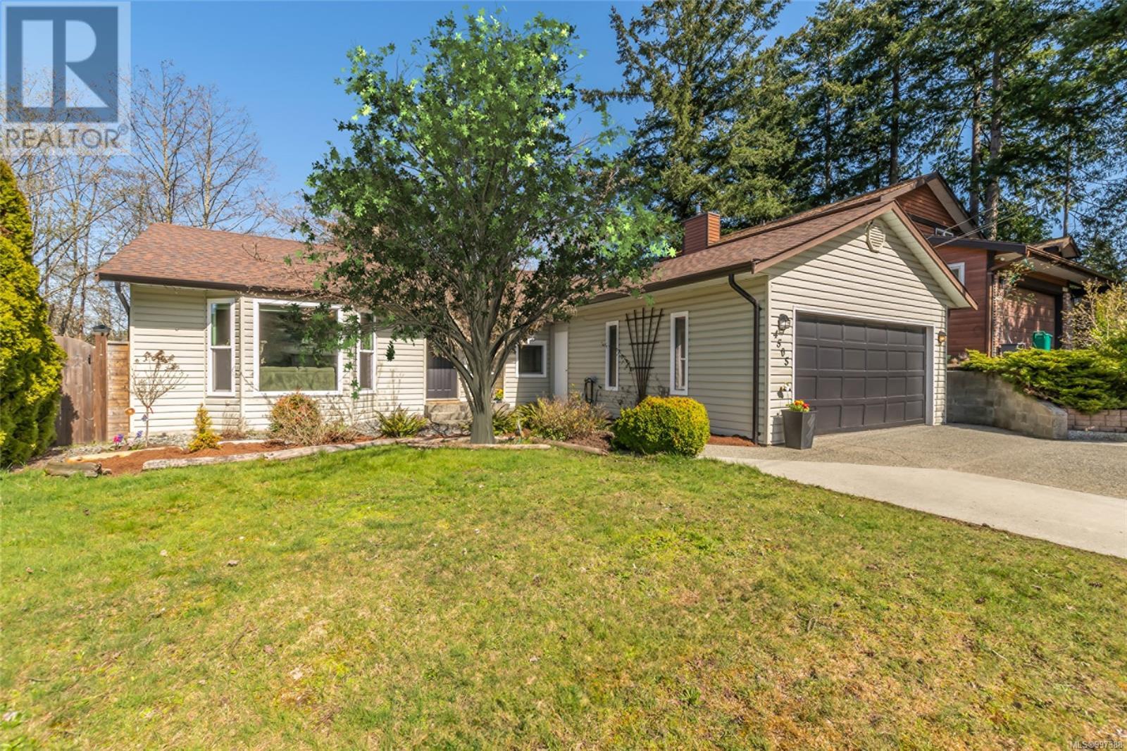 4505 WOODWINDS CRES