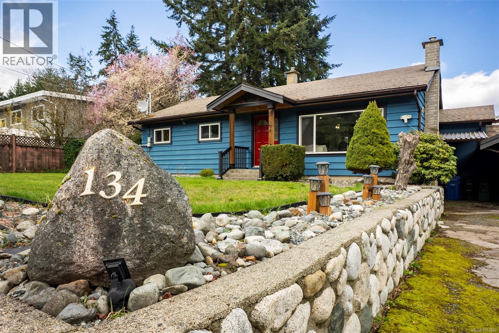 134 ROBERTA RD W
