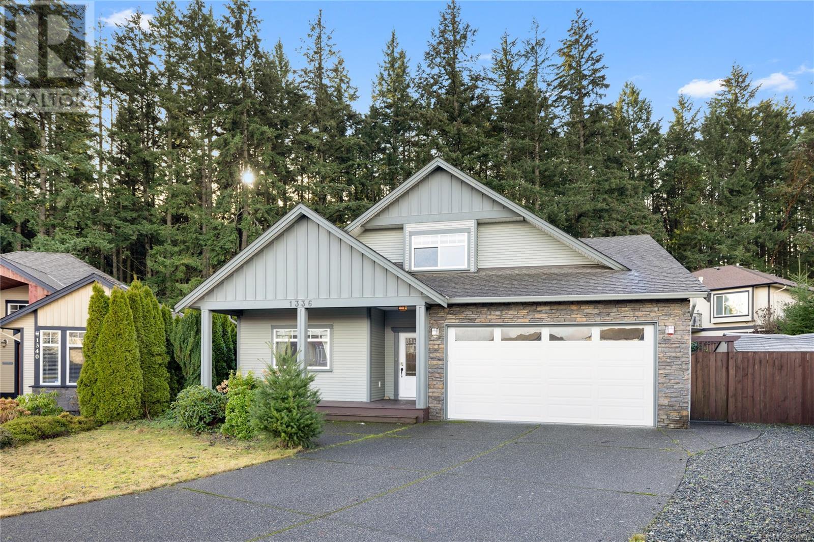 1336 THALIA PL