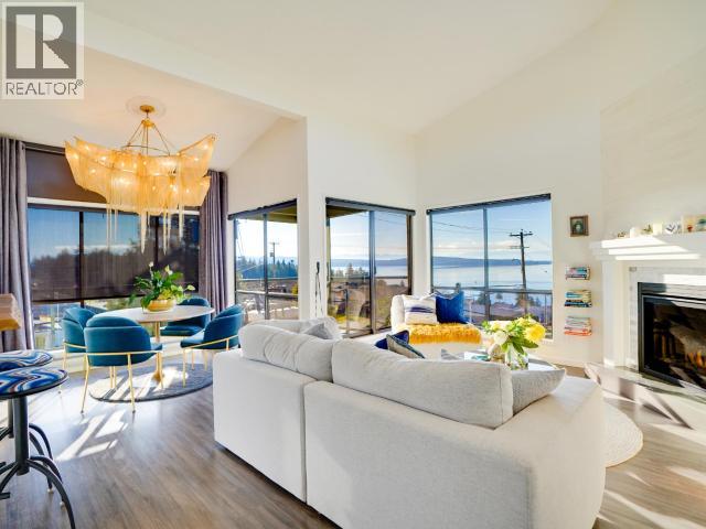 12-3818 JOYCE AVE POWELL RIVER home for sale