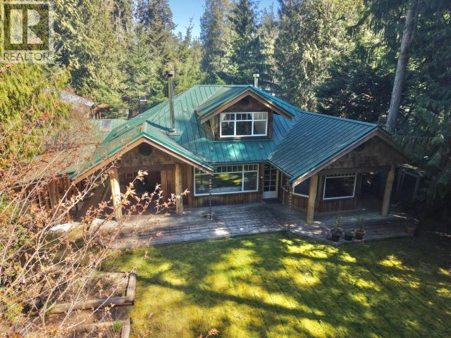 2777 CEDAR WAY SAVARY ISLAND home for sale